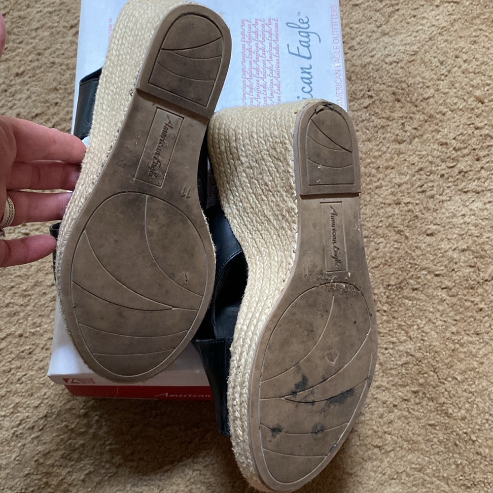 American Eagle Black Open toe Wedge size 11 - Picture 4 of 5